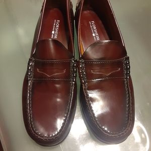 FLORSHEIM Men's Burgundy Leather BERKLEY Moc Toe Penny Loafer 17058-05 size 9D